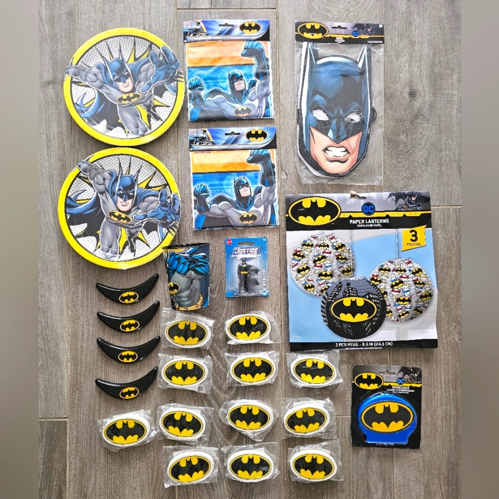 BATMAN Boy Birthday party bundle NWT
